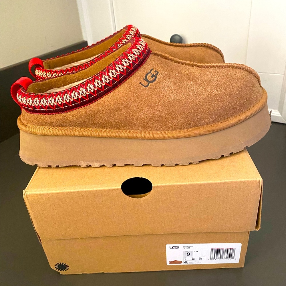 Ugg Tasman women’s platform slipper